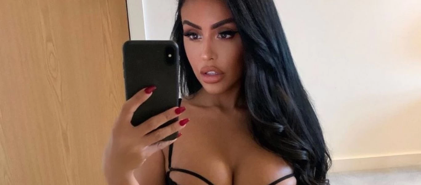 Chloe Saxon: Η «Βρετανίδα Κιμ Καρντάσιαν» τρελαίνει τους οπαδούς της στο Instagram (φωτό)